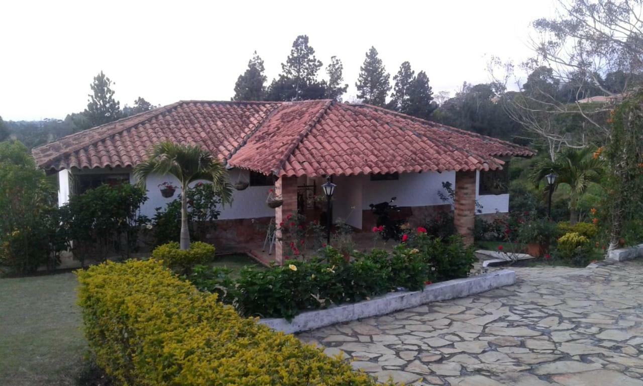 La Granja Villa El Rancho מראה חיצוני תמונה